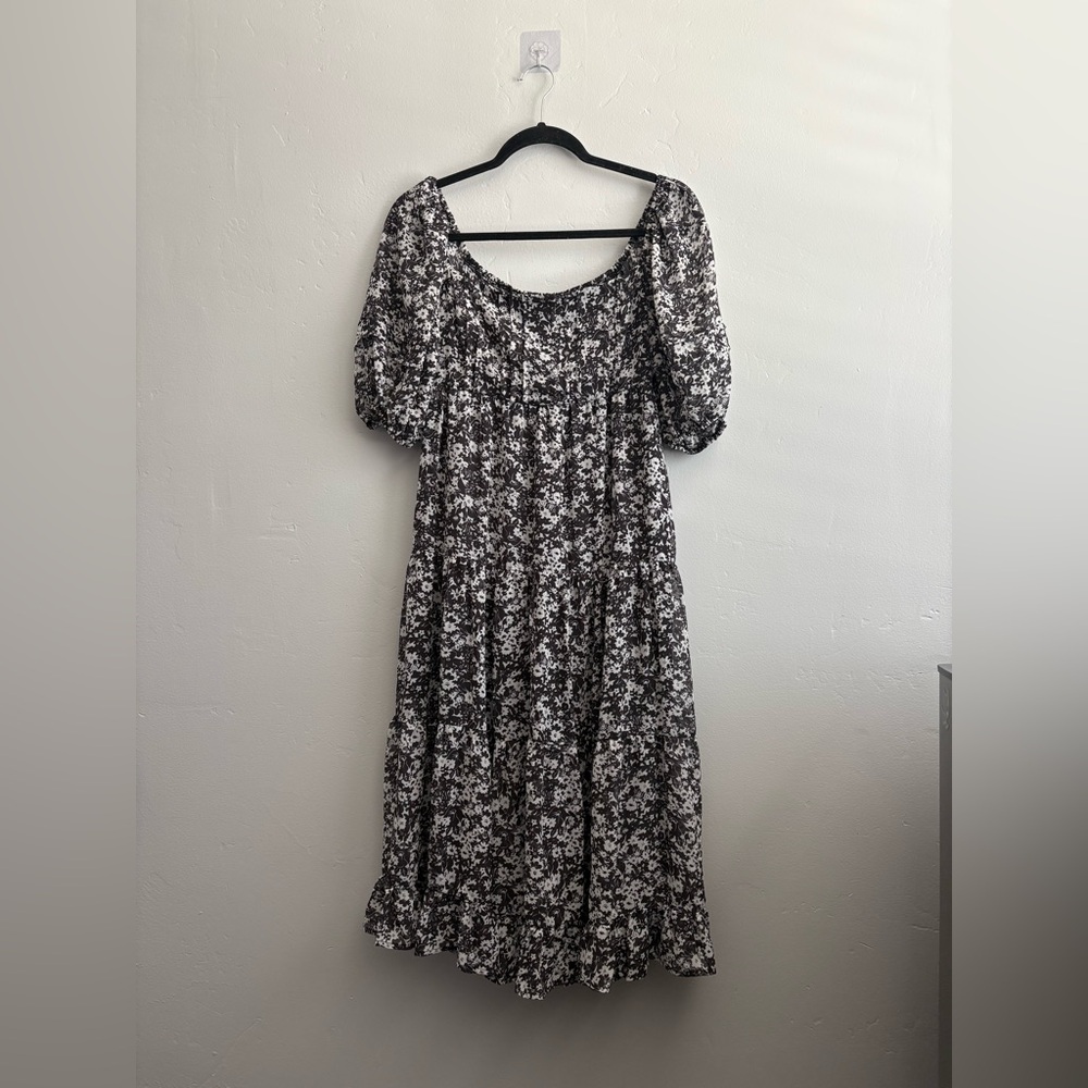 Forever 21 White Ruffled Tiered Sundress with Puff Sleeves